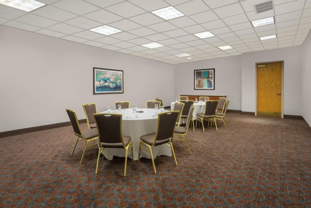 Envision Hotel & Conference Center Mansfield-Foxboro Exterior foto